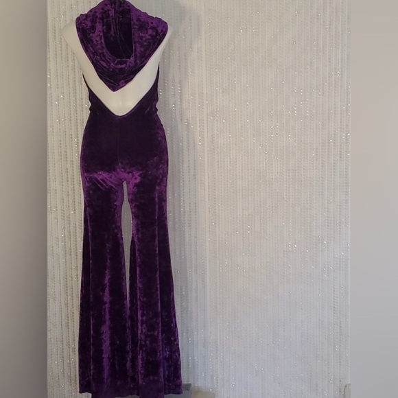 Warrior Within Velvet Mystique Hooded Jumpsuit purple Sz XS NEW catsuit flared - Picture 6 of 12